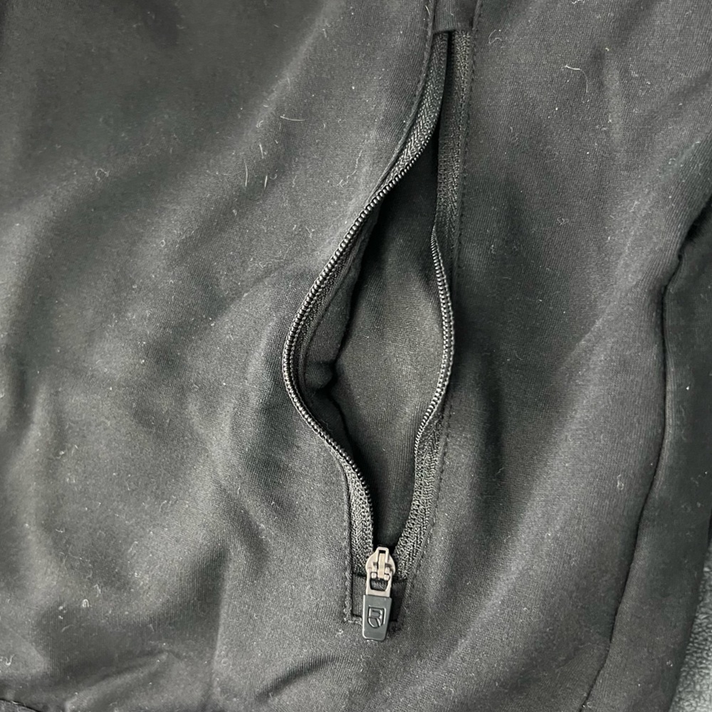 Rise Sportswear Zip-Up Beige/Black Hoodie with Zip-Up Pockets - Size Large - Picture 6 of 8